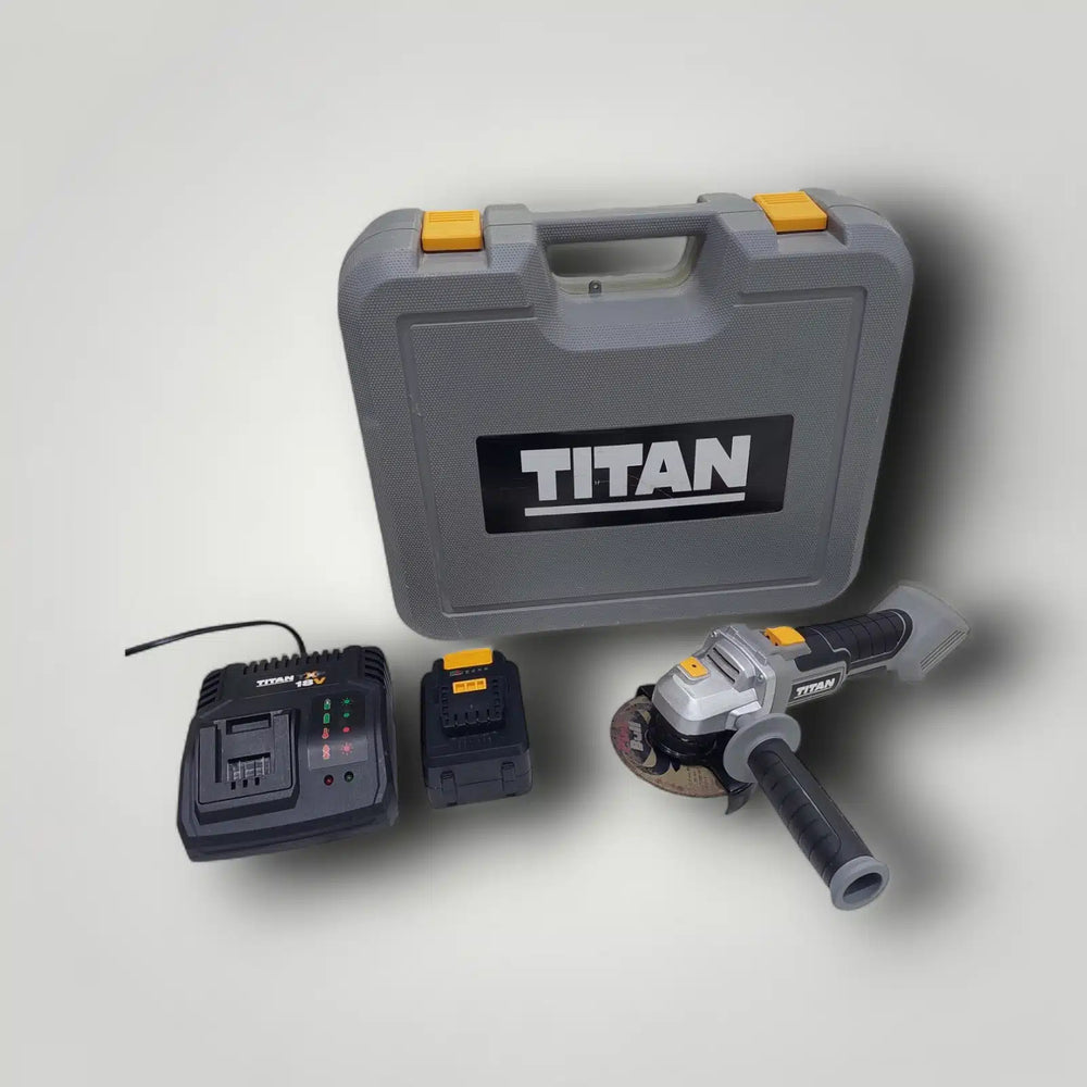 AMOLADORA A BATERIA TITAN TTI894GRD + CARGADOR + MALETIN de segunda mano · Amoladoras — Como nuevo