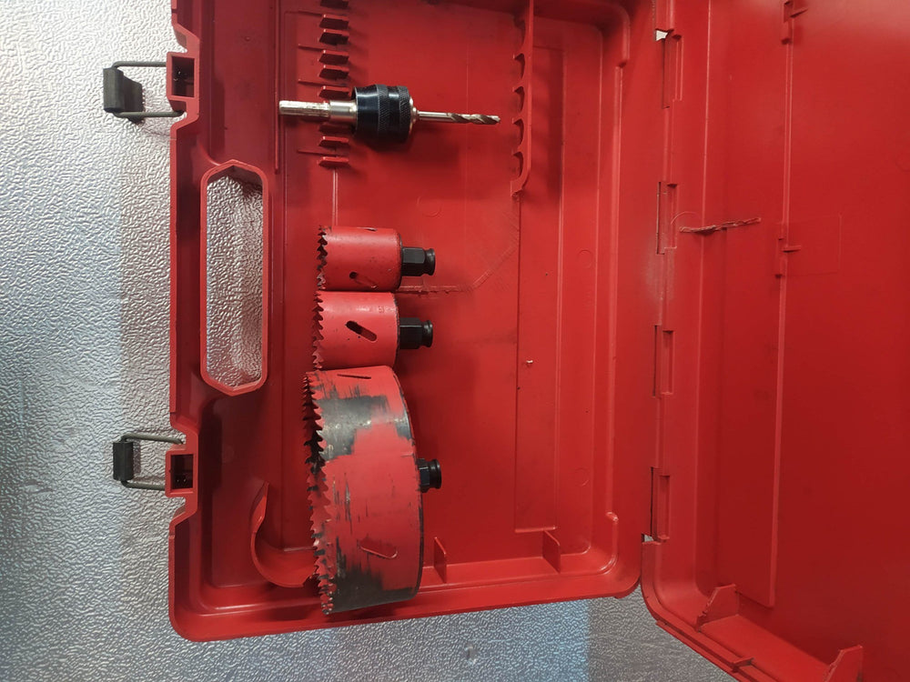 HILTI JUEGO BROCAS CORONA HSS BI-METAL de segunda mano · Atornilladores — Bueno