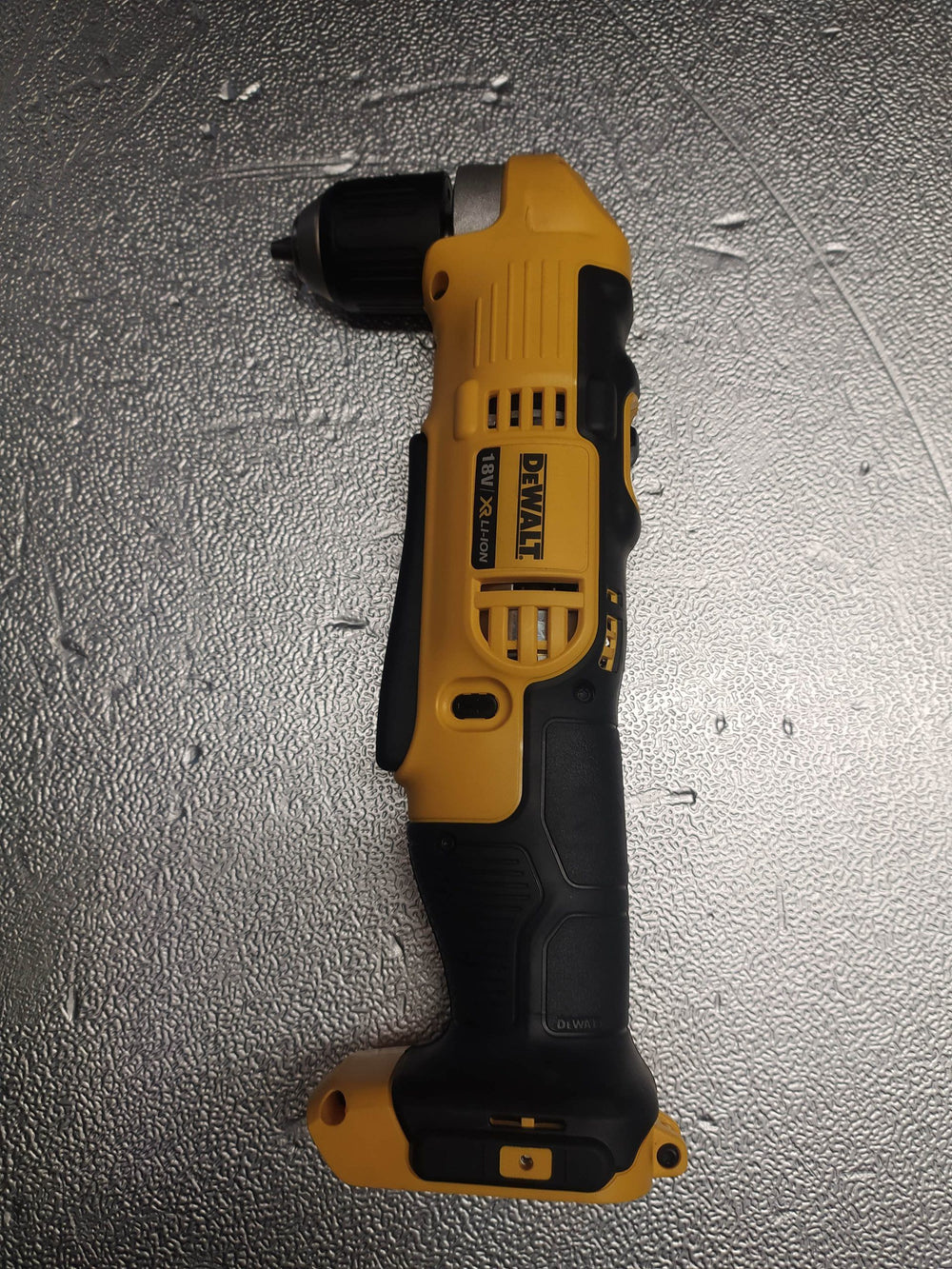 DEWALT DCD740 TALADRO RECTO A BATERÍA de segunda mano · Taladros — Bueno