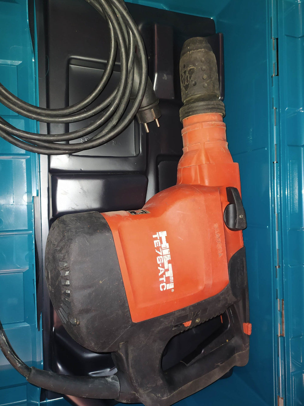 HILTI TE 76-ATC MARTILLO PERFORADOR ELECTRICO de segunda mano · Taladros — Bueno