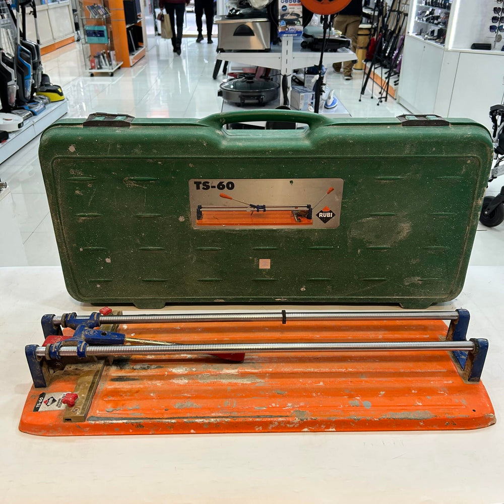 CORTADORA DE AZULEJOS RUBI TS-60 CON MALETIN de segunda mano — Como nuevo