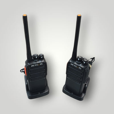 JUEGO DE WALKIE TALKIE RETEVIS RT24 + CAJA Y ACCS de segunda mano