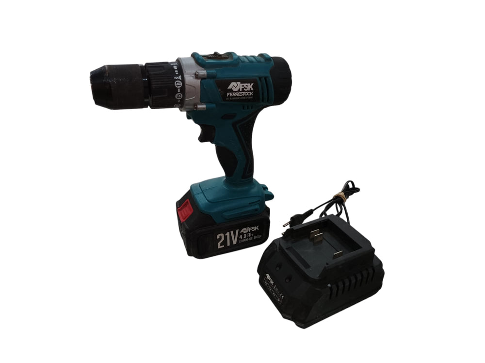 ATORNILLADOR A BATERIA TSK FERRESTOCK 21V 4.0 AH CON CARGADOR de segunda mano · Atornilladores — Como nuevo