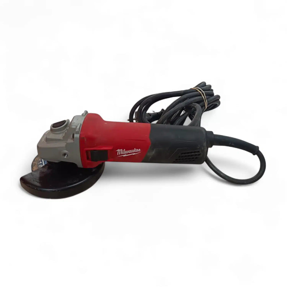 AMOLADORA ANGULAR MILWAUKEE AG800-125E 800W de segunda mano · Amoladoras — Bueno
