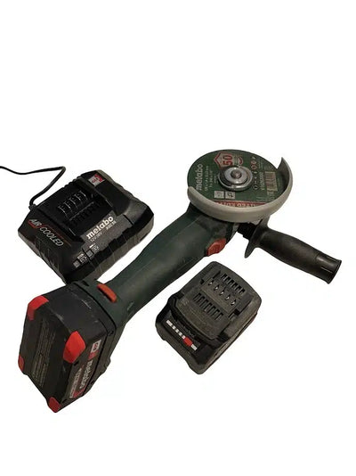 Amolador Metabo 602249840 W18 L9-125 2 Baterias 18V 4.0ah + Cargador — Verificado de segunda mano · Amoladoras — Bueno