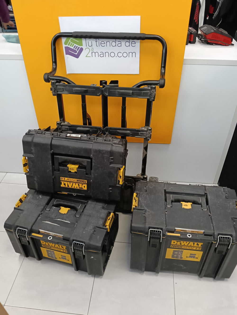 CARRETILLA PROFESIONAL 4 EN 1 DEWALT DWST83401 de segunda mano — Bueno