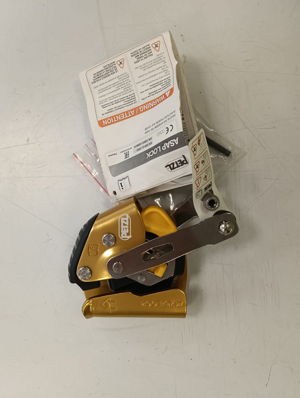 Petzl ASAP LOCK de segunda mano — Bueno
