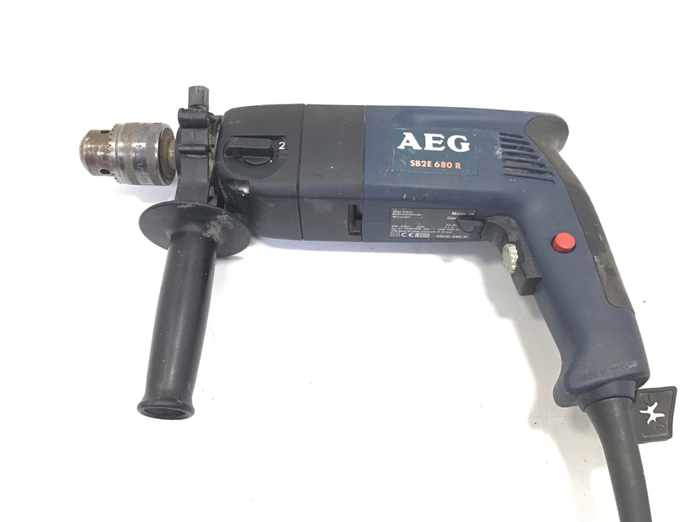Taladro Electrico Aeg sb2e 680 r de segunda mano · Taladros — Con uso