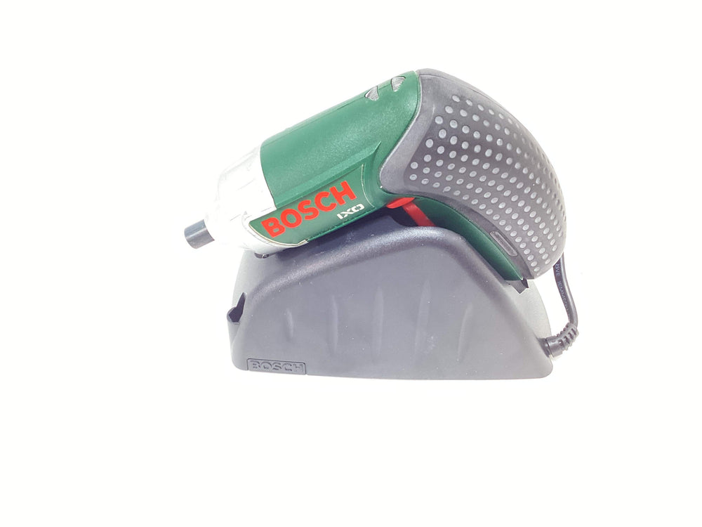 Atornillador a Bateria Bosch Verde Ixo 3.6v de segunda mano · Atornilladores — Con uso
