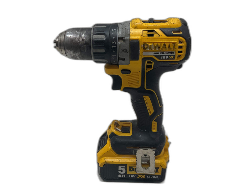 Atornillador a Bateria Dewalt dcd791 de segunda mano · Atornilladores — Con uso