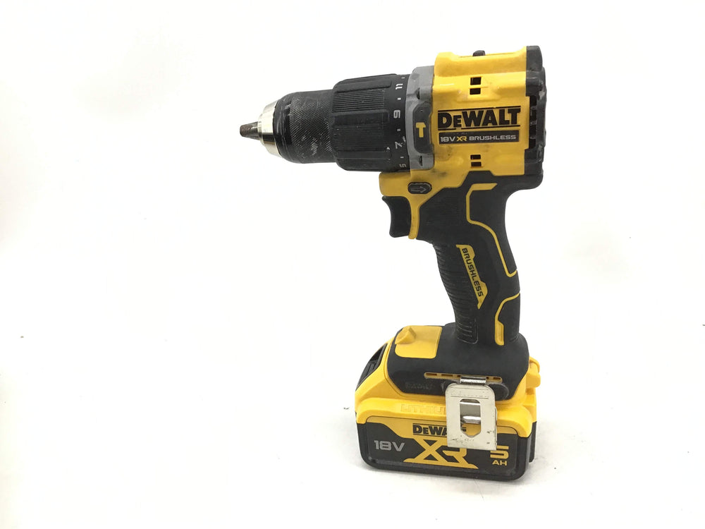 Taladro a Bateria Dewalt dcd799 de segunda mano · Taladros — Bueno