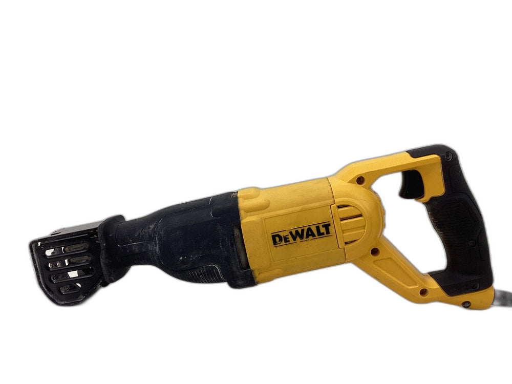 Sierra Sable Dewalt dwe305-qs de segunda mano · Sierras — Con uso