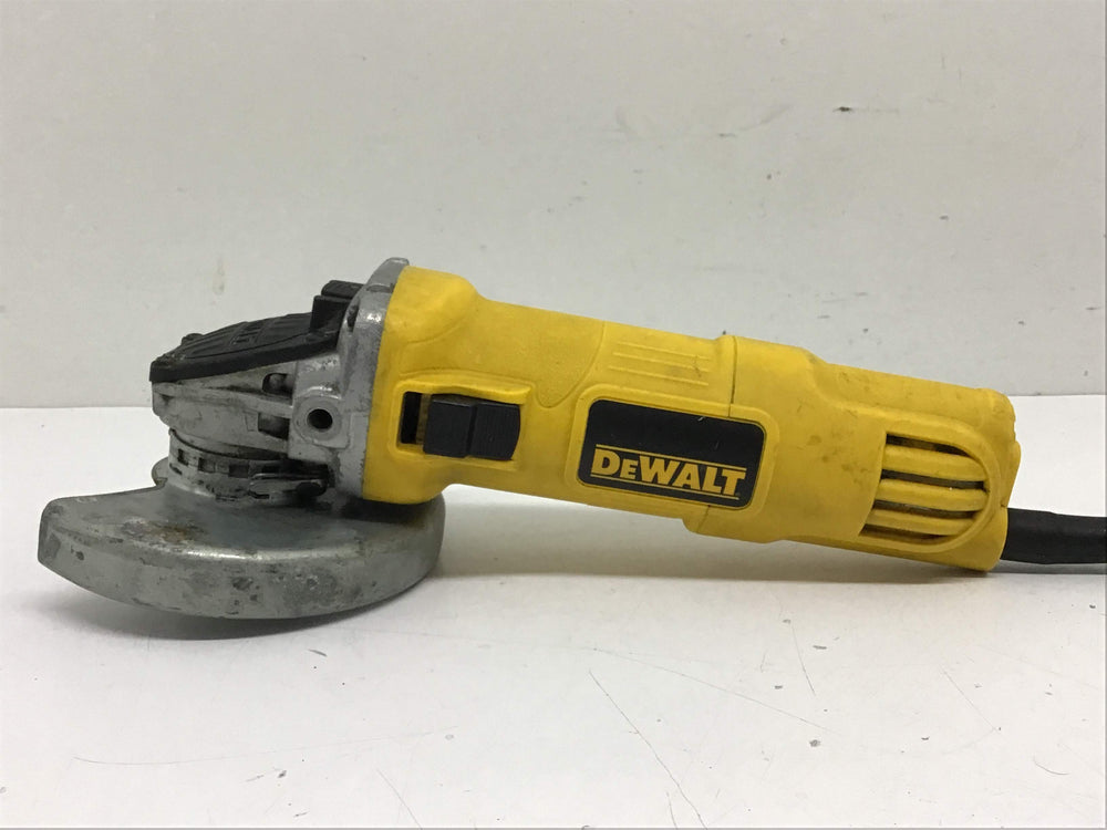 Radial Dewalt dwe4056 de segunda mano · Amoladoras — Con uso