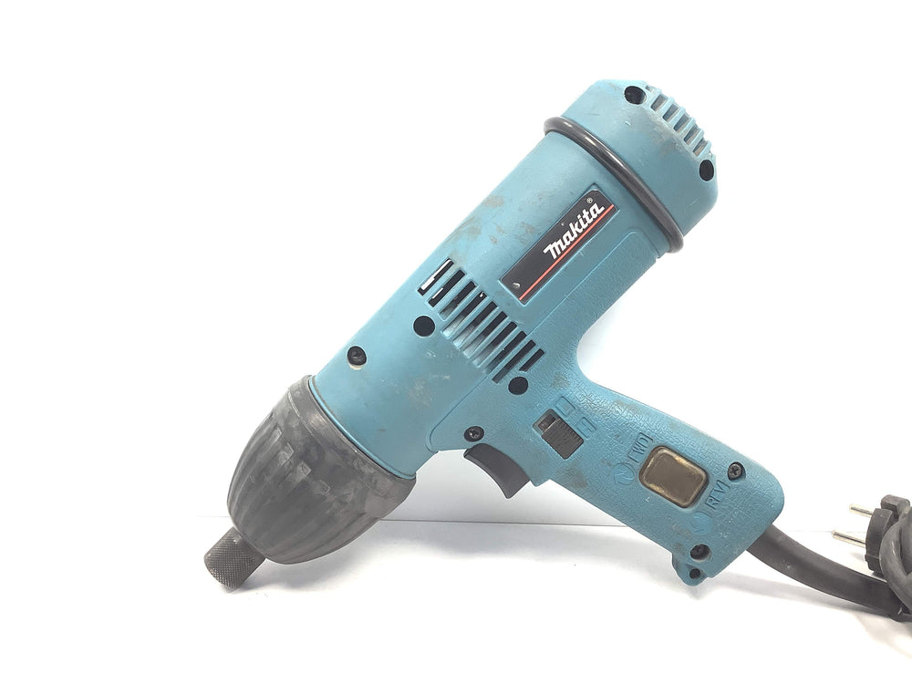Atornillador Electrico Makita 6904v de segunda mano · Atornilladores — Con uso
