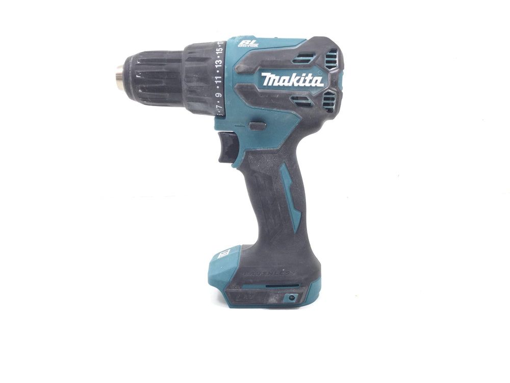 Atornillador a Bateria Makita dhp490wve de segunda mano · Atornilladores — Bueno