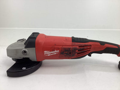Radial Milwaukee ag 22-180 de segunda mano · Amoladoras — Como nuevo