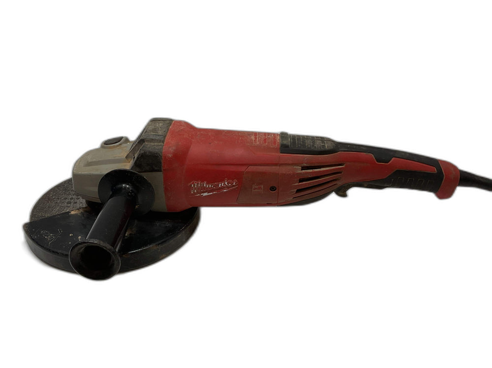 Radial Milwaukee ag 22-230 e de segunda mano · Amoladoras — Con uso
