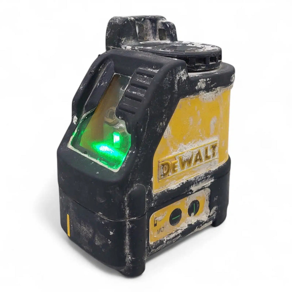 LASER DEWALT LUZ VERDE A PILAS MODELO DW088CG de segunda mano · Medición — Bueno