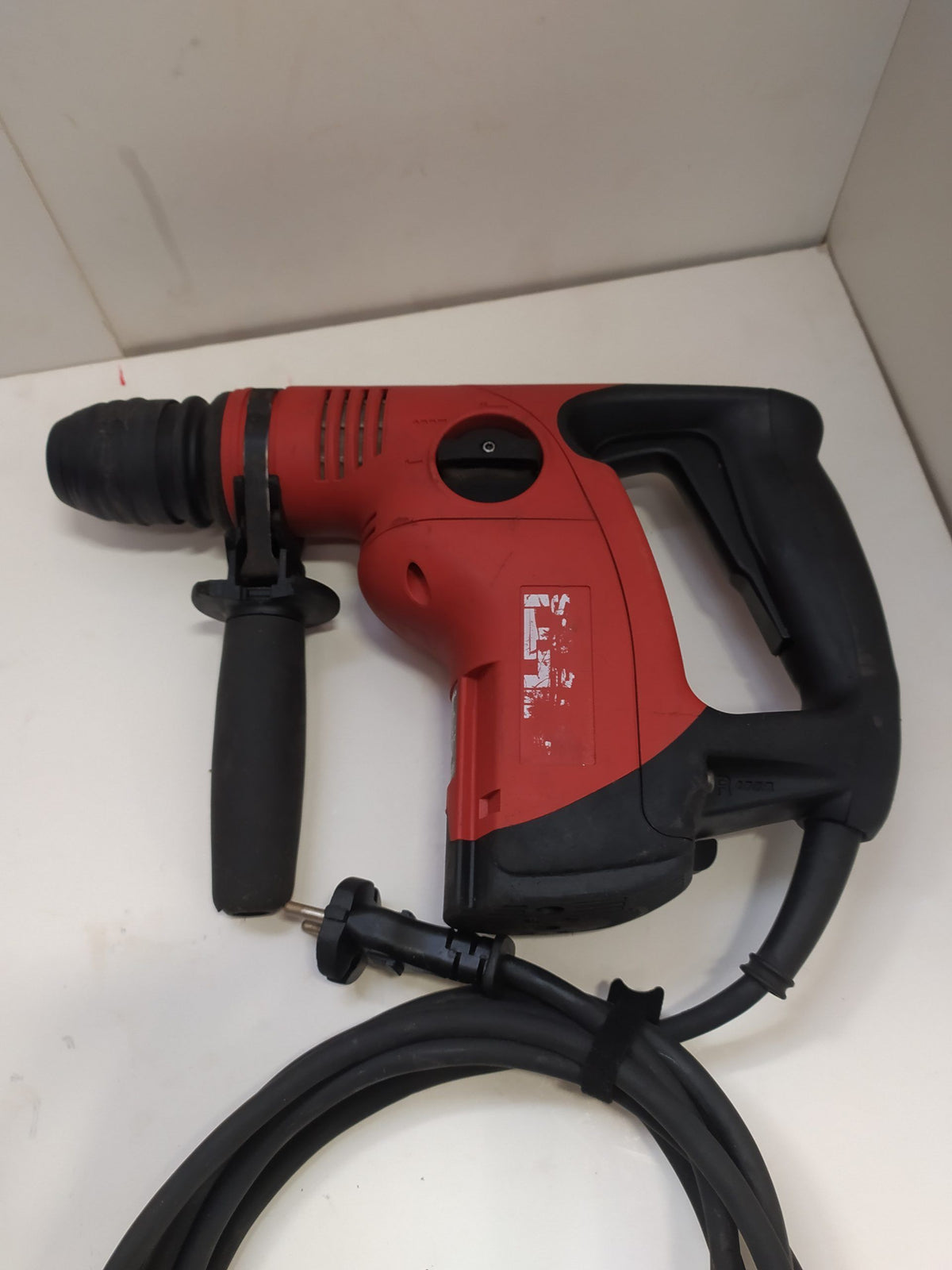 HILTI TE 6-S MARTILLO PERFORADOR CON CABLE de segunda mano · Martillos y percutores — Bueno (2)