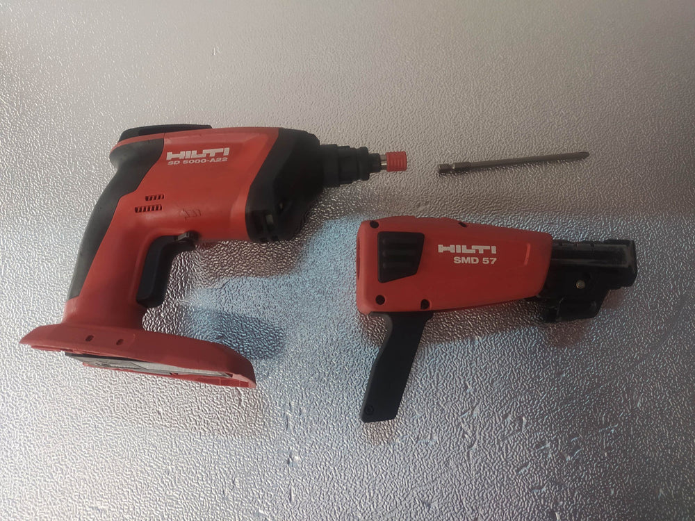 HILTI SD 5000-A22 ATORNILLADORA DE TABIQUE SECO A BATERÍA de segunda mano · Atornilladores — Bueno