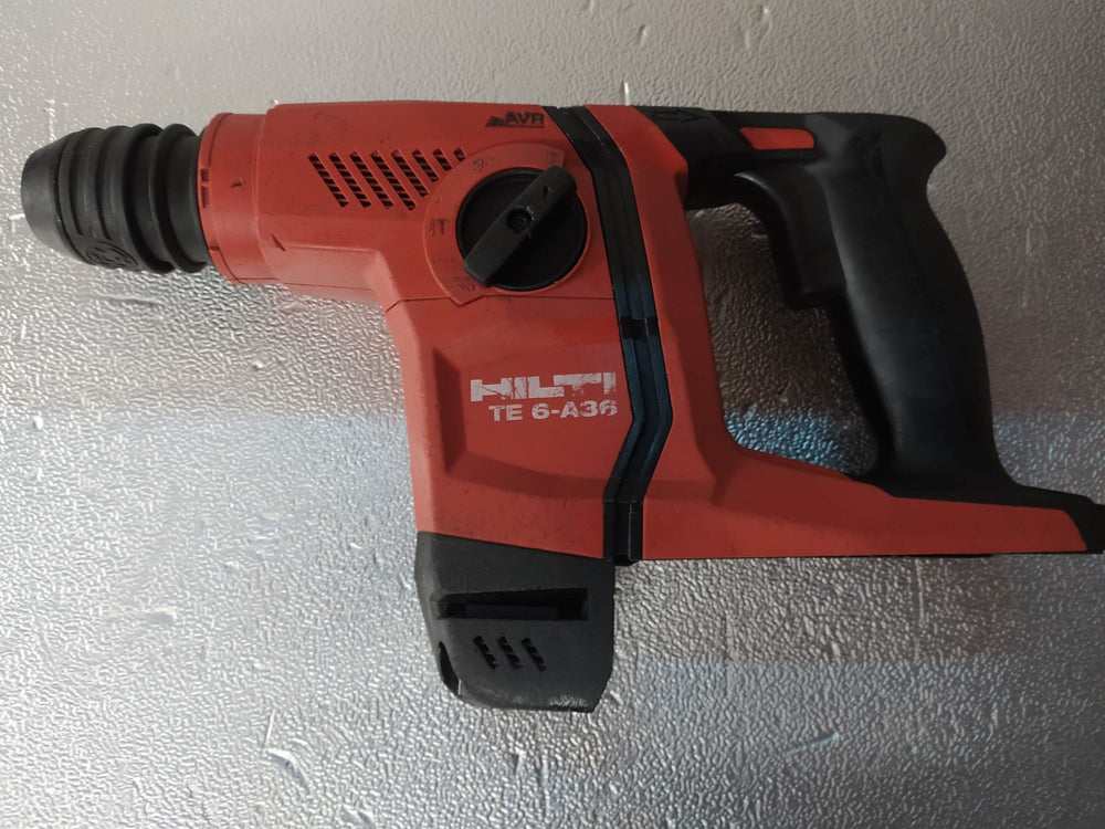 HILTI TE 6-A36 MARTILLO PERFORADOR A BATERÍA de segunda mano · Taladros — Bueno