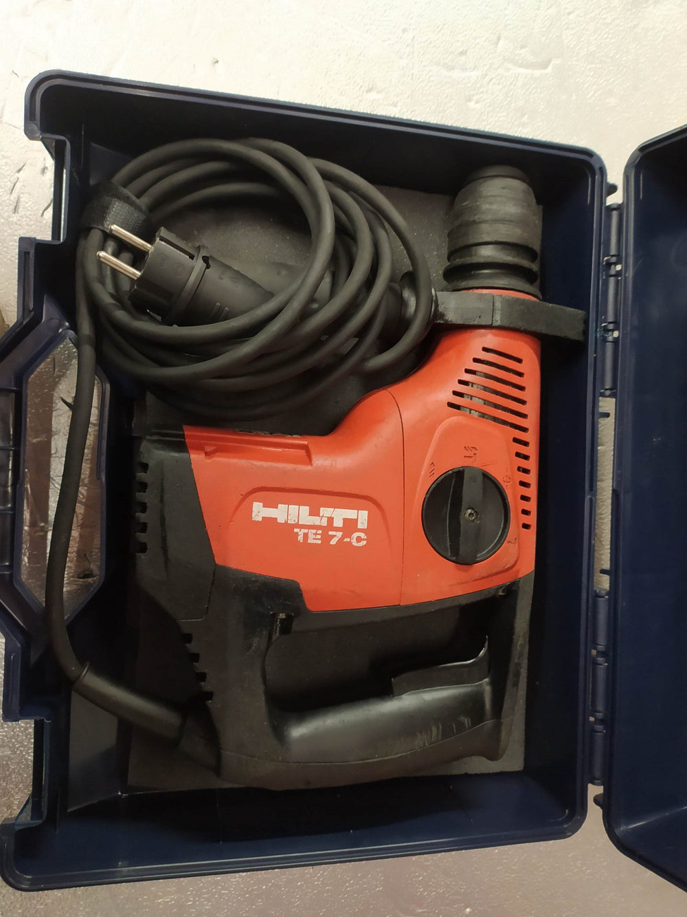 HILTI TE 7-C MARTILLO PERFORADOR ELÉCTRICO de segunda mano · Taladros — Bueno