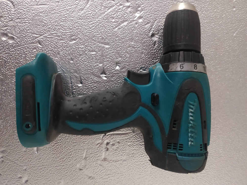 BDF450 MAKITA TALADRO ATORNILLADOR de segunda mano · Taladros — Bueno