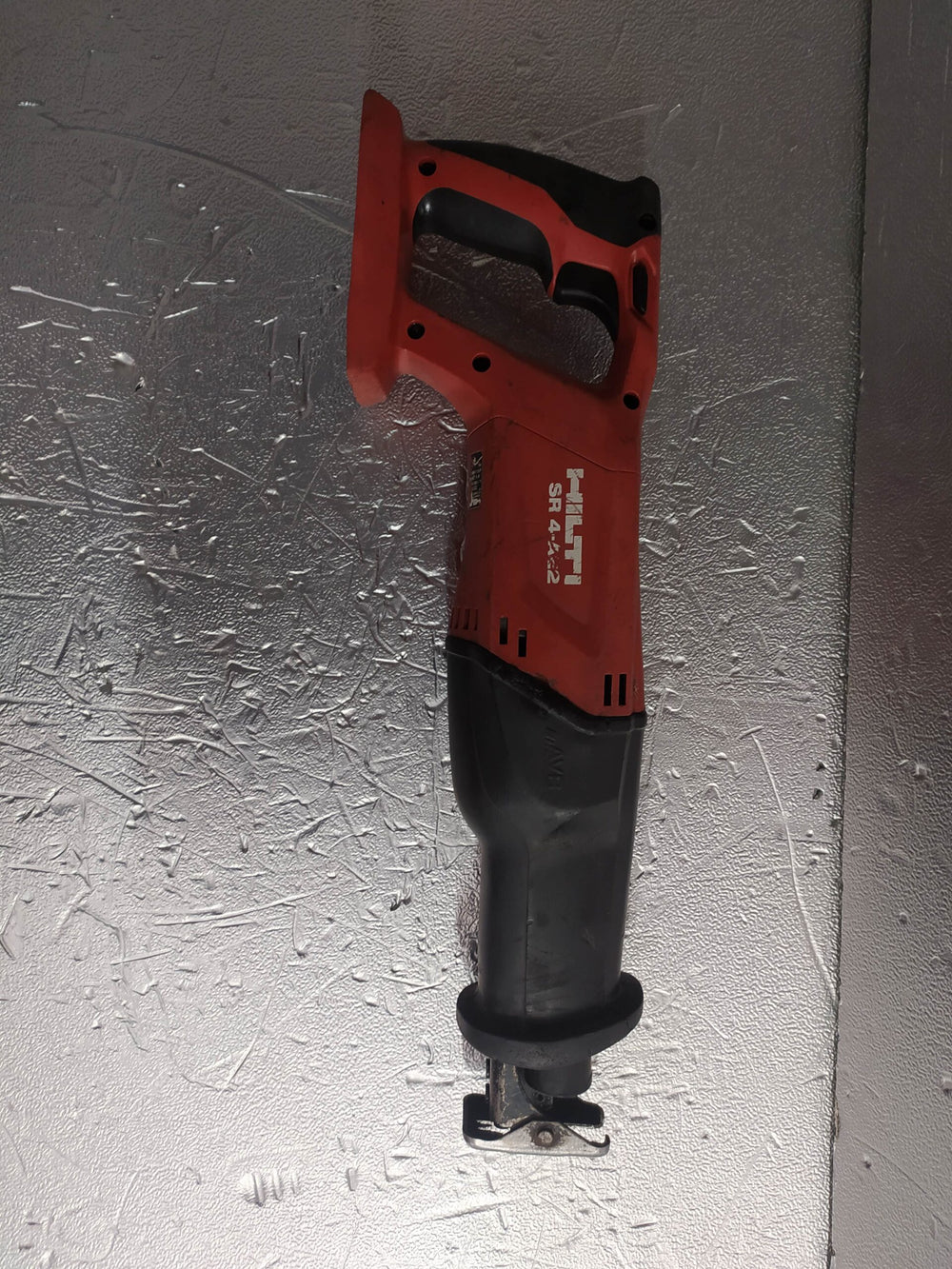 SR 4-A22 HILTI de segunda mano · Sierras — Bueno