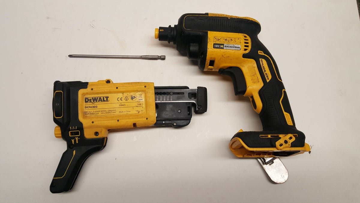 DEWALT DCF620 ATORNILLADOR PANEL YESO A BATERÍA de segunda mano · Atornilladores — Bueno (2)