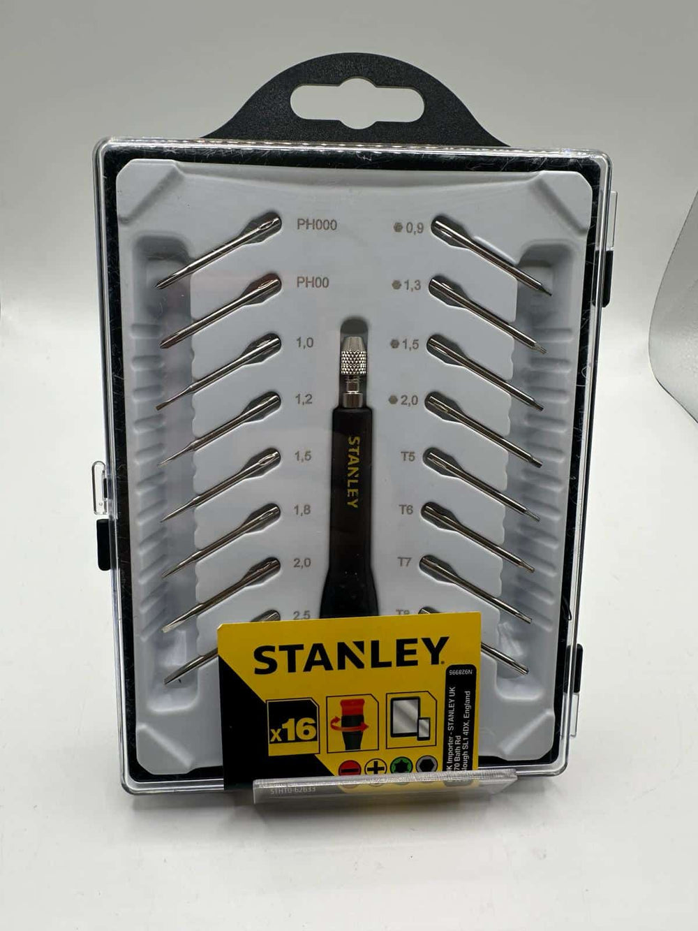 JUEGO DESTORNILLADOR DE PRECISION 16 PUNTAS INTERCAMBIABLES STANLEY STHT0-62633 A ESTRENAR de segunda mano — Como nuevo
