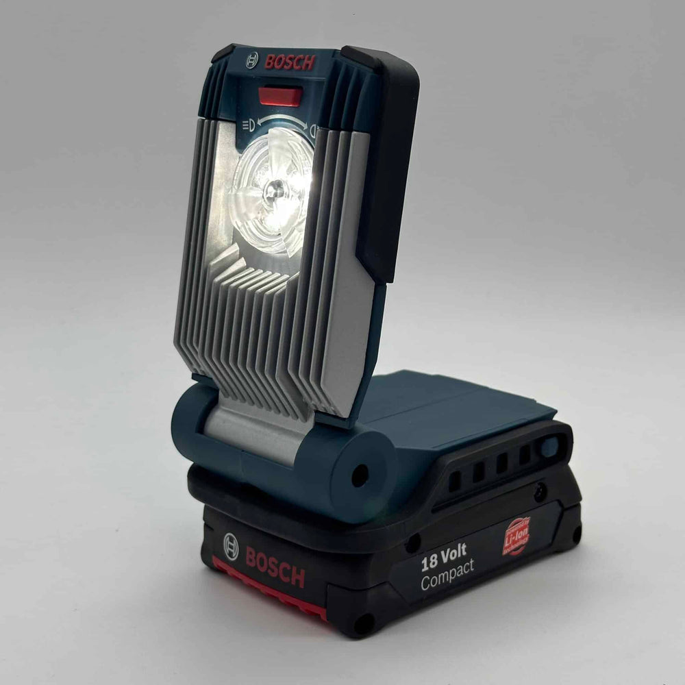 FOCO BOSCH GLI VARILED A ESTRENAR CON BATERIA de segunda mano — Como nuevo