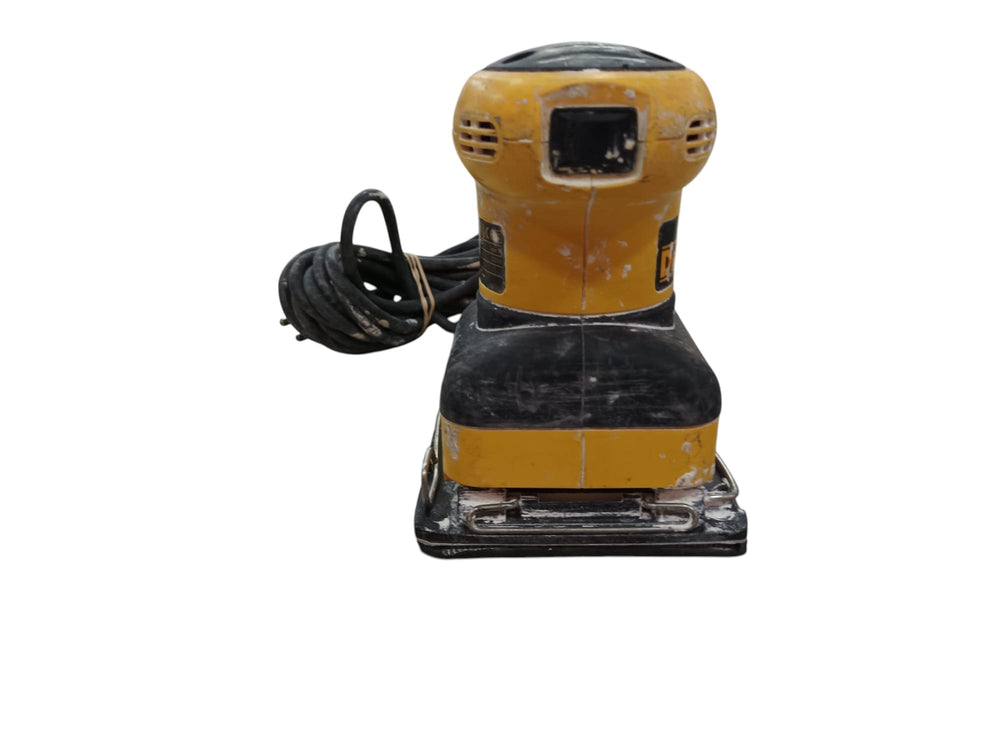 LIJADORA ELECTRICA DEWALT D26441 de segunda mano · Lijadoras — Como nuevo
