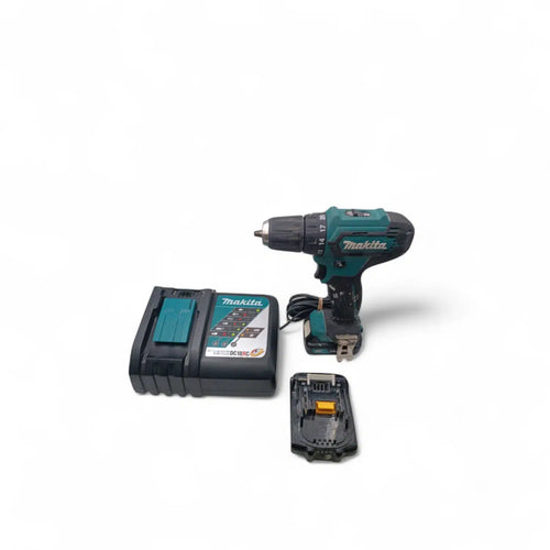 ATORNILLADOR ELECTRICO A BATERIA MAKITA DF333D + CARGADOR + 2 BATERIAS de segunda mano · Atornilladores — Como nuevo