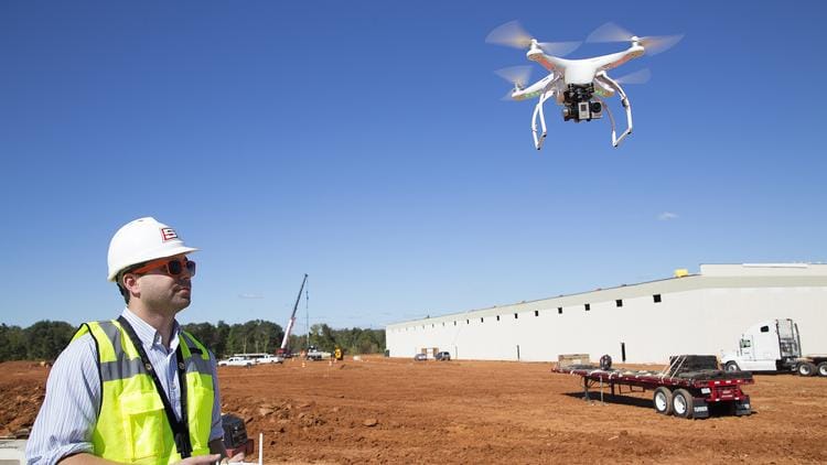 Drones para grabación y comprobación de obras