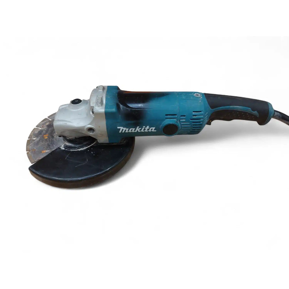 AMOLADORA ANGULAR MAKITA GA9050R 2000W + SUJECIONES de segunda mano · Amoladoras — Bueno