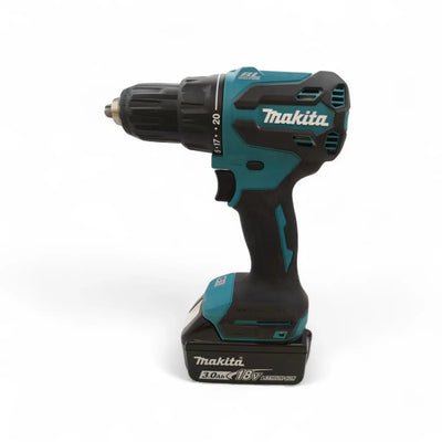 ATORNILLADOR MAKITA DHP490 18V + 1 BAT 18V 3.0Ah + CARGADOR de segunda mano · Atornilladores — Como nuevo