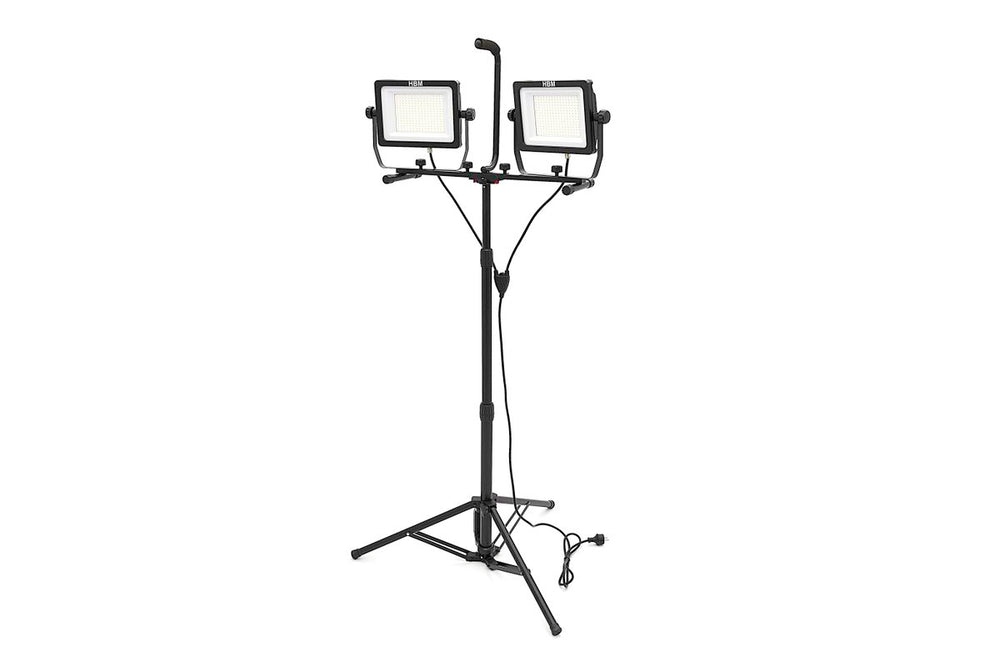 Faro Led Profesional HBM de Doble Lámpara 2 x 150 Vatios – 2 x 15.000 Lúmenes con Trípode nuevo — Nuevo