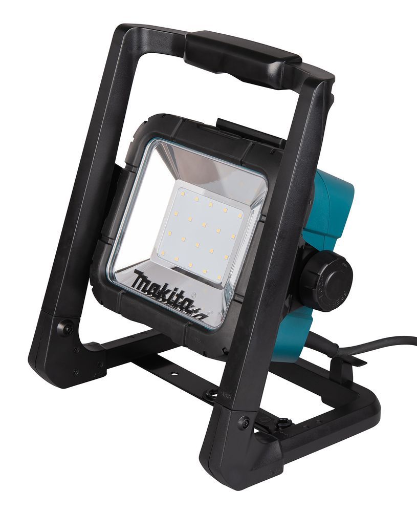 DML805 MAKITA LUZ LED LXT de segunda mano — Bueno