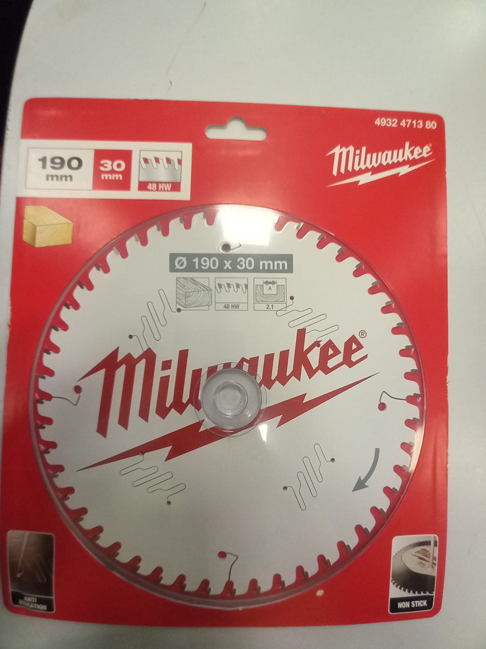 DISCO MILWAUKEE SIERRA CIRCULAR MADERA 190X30 de segunda mano · Sierras — Bueno