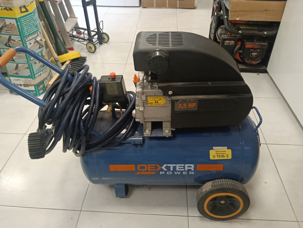 COMPRESOR DEXTER 25 2.5CV 24L de segunda mano — Bueno