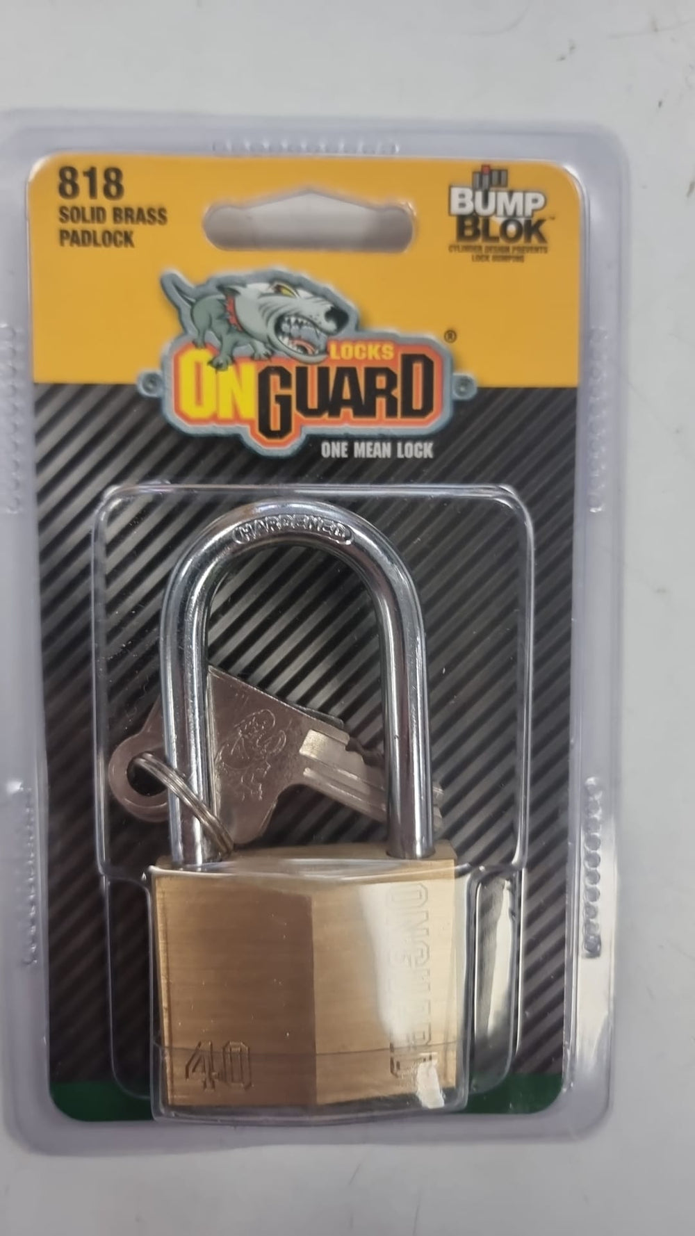 OnGuard 818 de segunda mano — Bueno