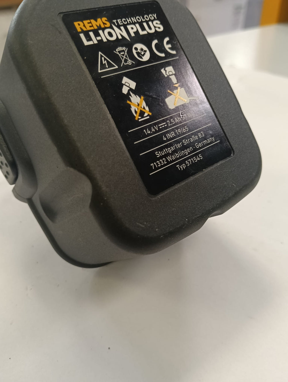 BATERIA REMS 571545 14.4V 2.5AH de segunda mano — Bueno