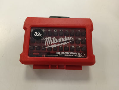 JUEGO DE PUNTAS MILWAUKEE X32 4932464240 de segunda mano — Bueno