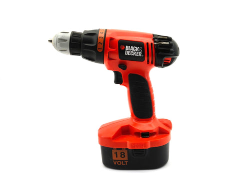 Atornillador a Bateria Black And Decker cd18c de segunda mano · Atornilladores — Con uso
