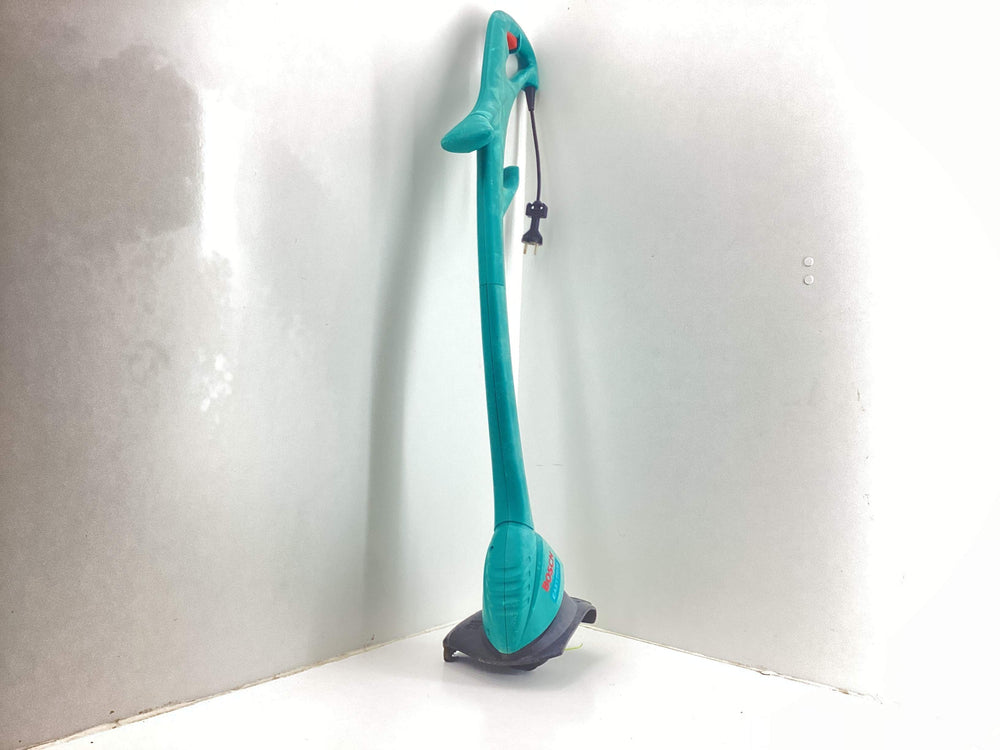 Cortabordes Bosch Art 23 Easytrim de segunda mano · Jardinería — Con uso