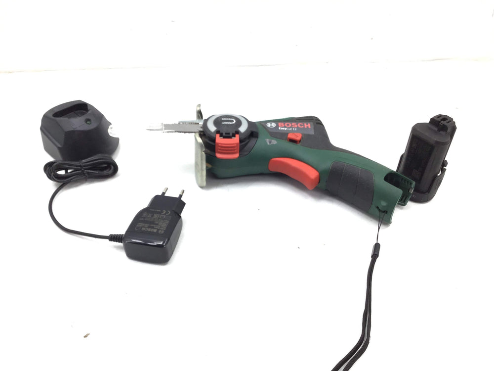 Sierra Miniatura Bosch Easycut 12 de segunda mano · Sierras — Bueno