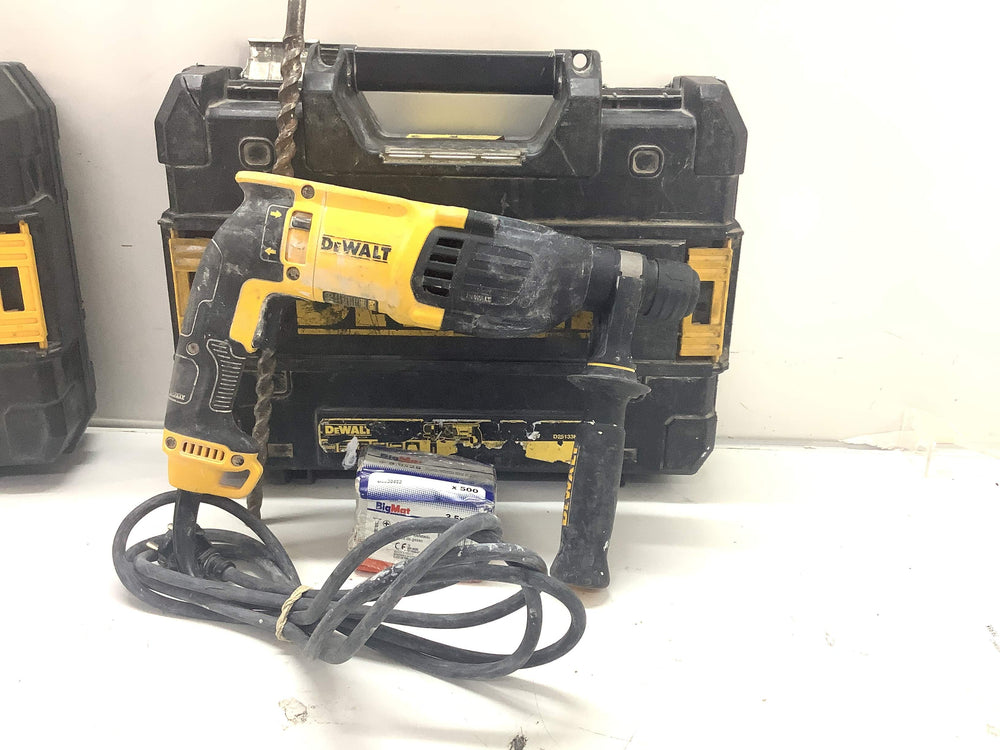 Martillo Electrico Dewalt d25133 de segunda mano · Martillos y percutores — Con uso