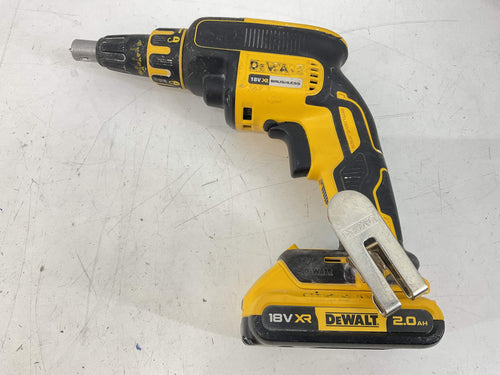 Atornillador a Bateria Dewalt dcf620d2 de segunda mano · Atornilladores — Con uso