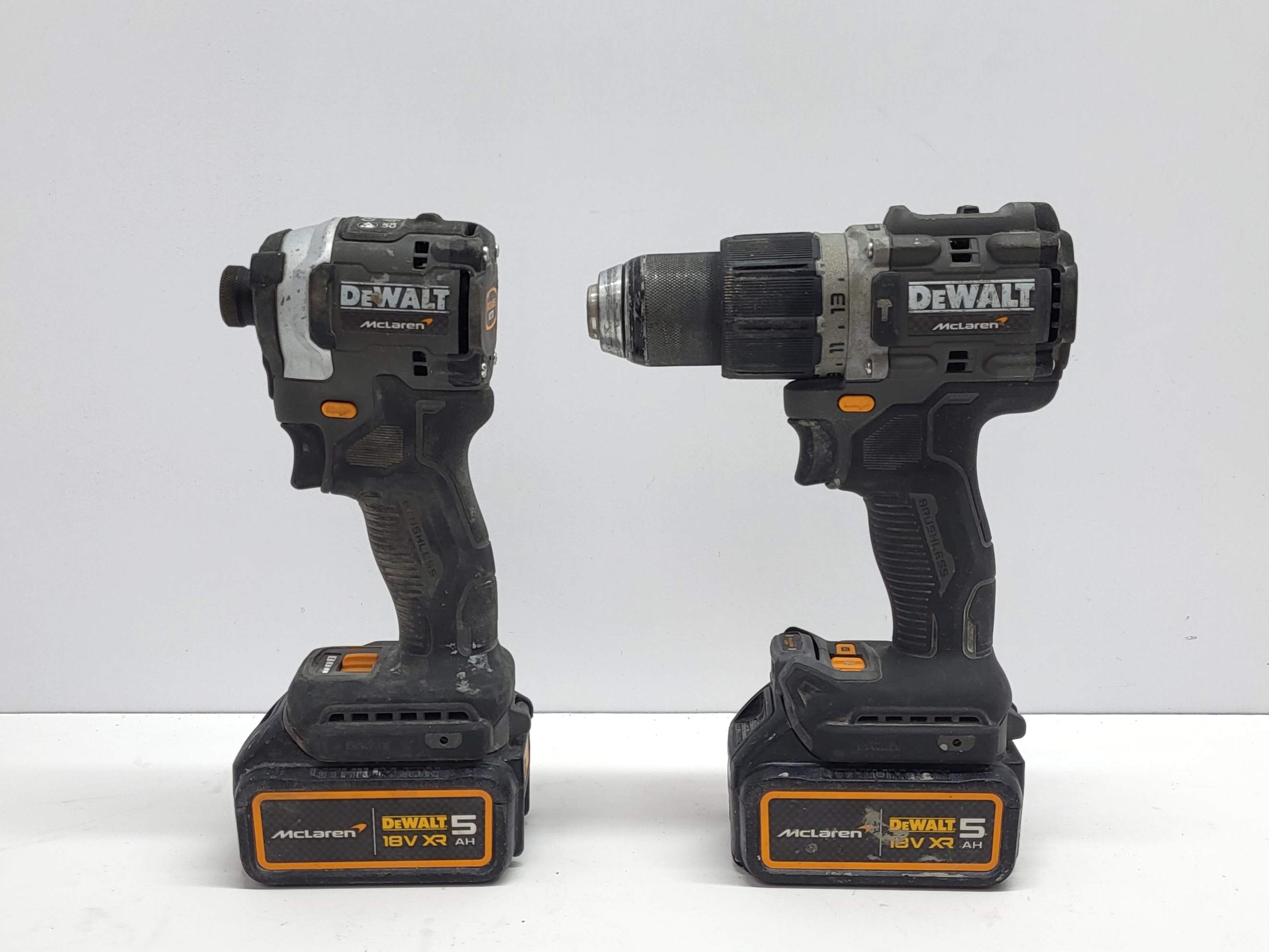 Atornillador a Bateria Dewalt dcf85m de segunda mano · Atornilladores — Con uso