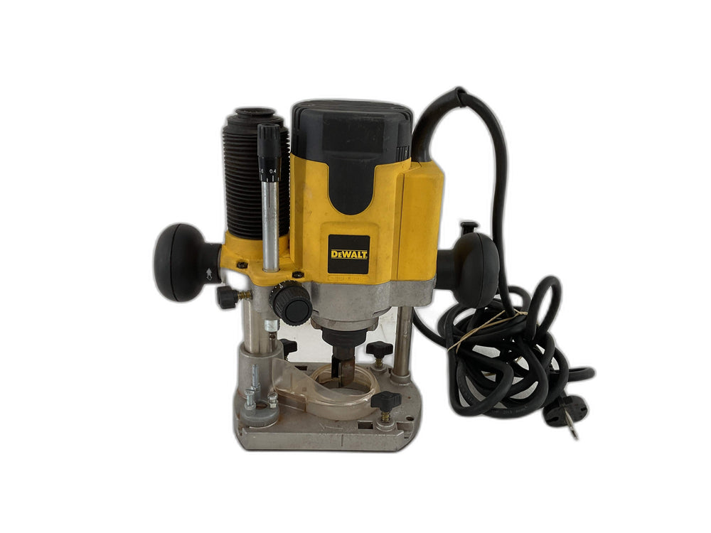 Fresadora Dewalt dw621 de segunda mano · Fresadoras — Como nuevo